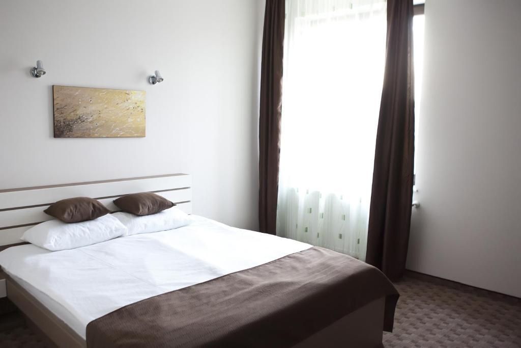 Hotel Bulevard オラデア 部屋 写真